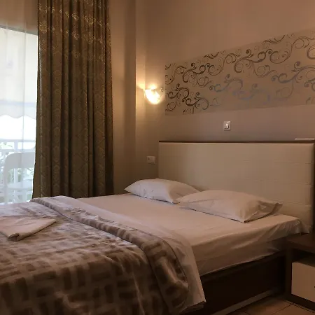 Apartament Phaethon & *