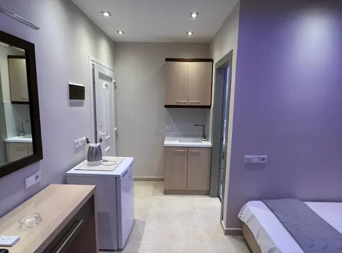 Phaethon Apartments&studios *
