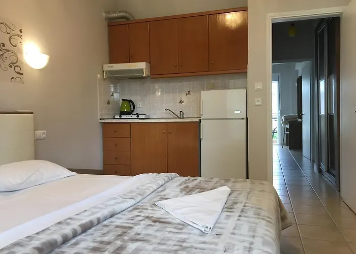 Phaethon Apartments&studios