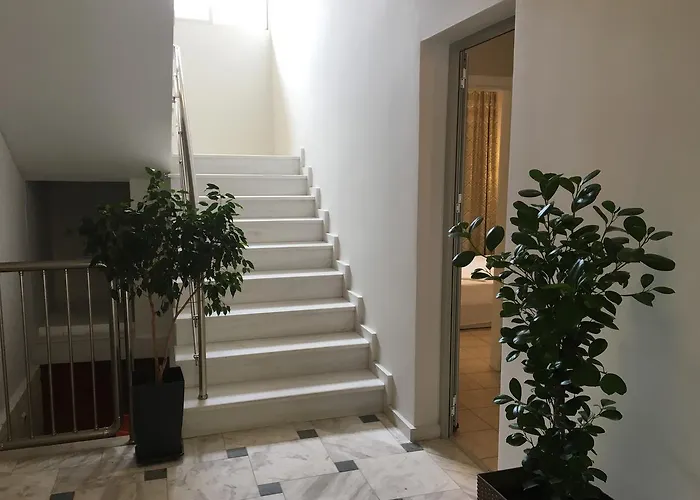 Phaethon Apartments&studios *