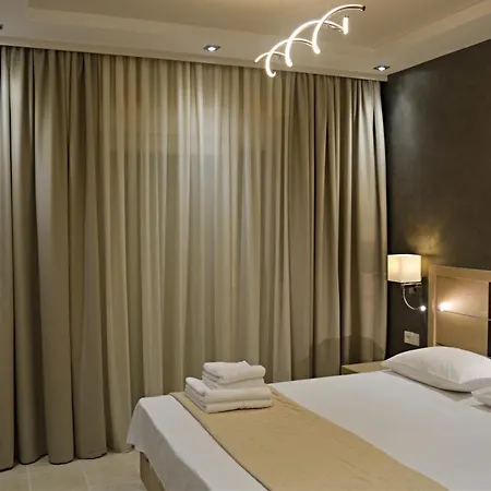 Phaethon & Apartment *