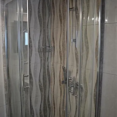 Phaethon & דירה *